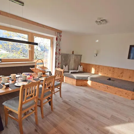 Appartement Praedasten Zuhaus